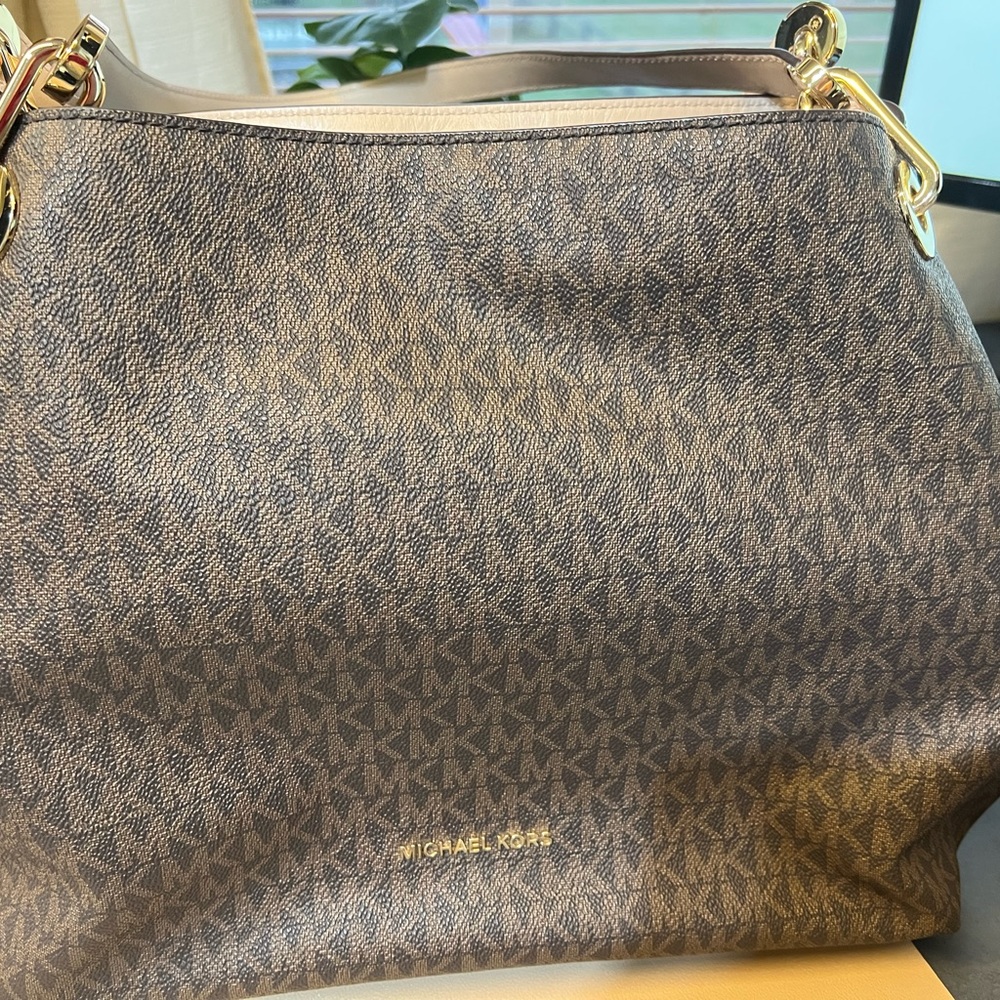 Michael Kors bag